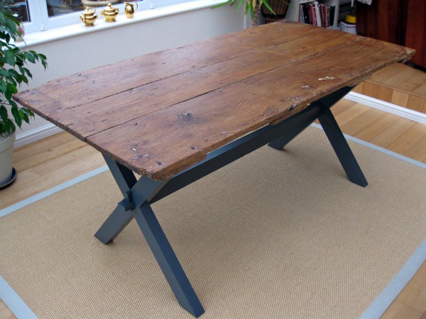 reclaimed_door_table