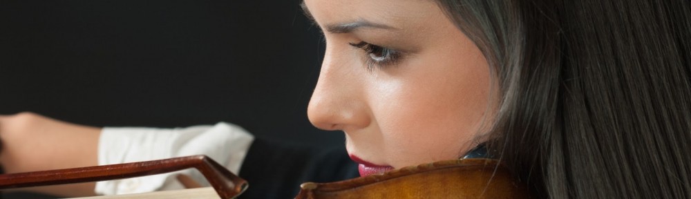 woman_playing_violin