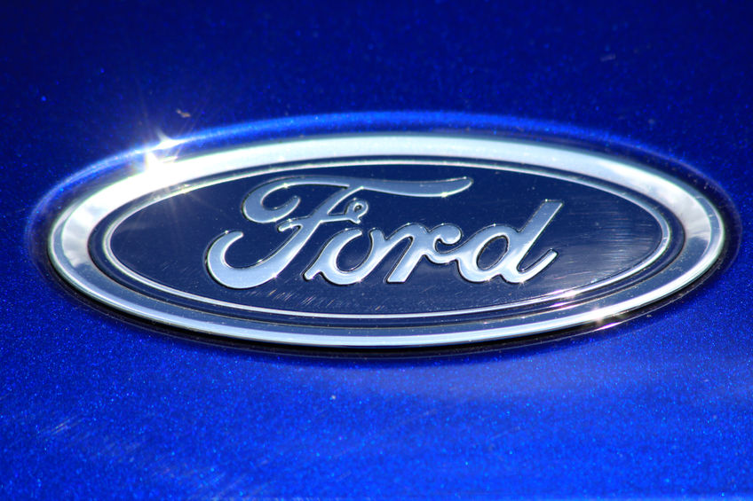 81905414 - chelmsford, essex - 26 june 2017, ford car bonnet logo