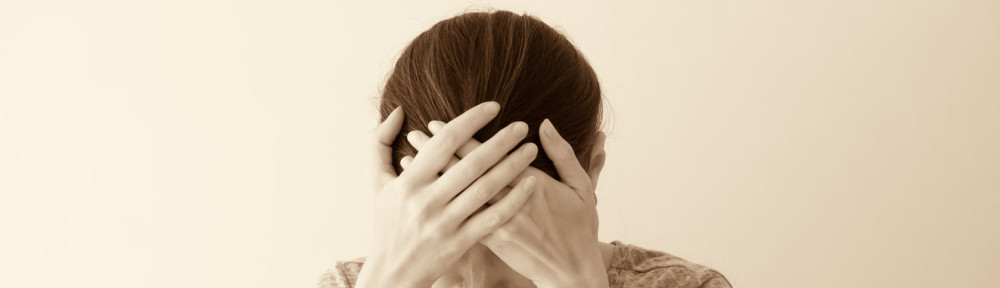 45842320 - crying depessed sad young woman, dramatic portrait