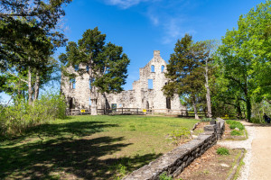 Castle ruins in Ha Ha Tonka State Park, Lake of the Ozarks Misso